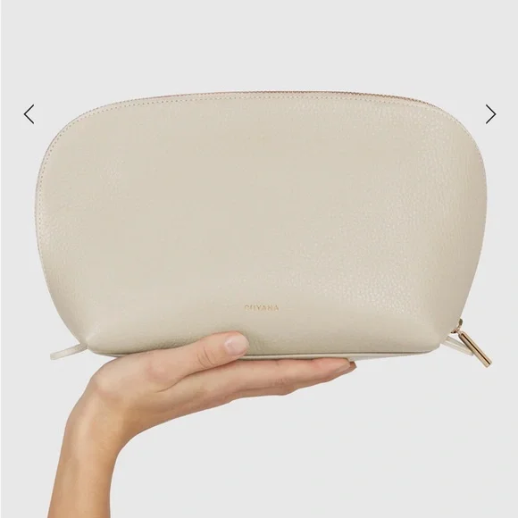 Cuyana Leather Makeup Travel Case Set (white) - BRAND NEW/NEVER USED - Picture 1 of 4